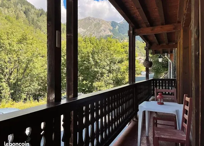 Chalet Magnifique Mistouflon